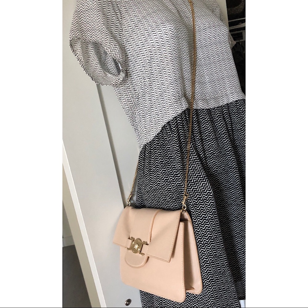 Pre-Owned Versace bag Vitello Leather Crossbody